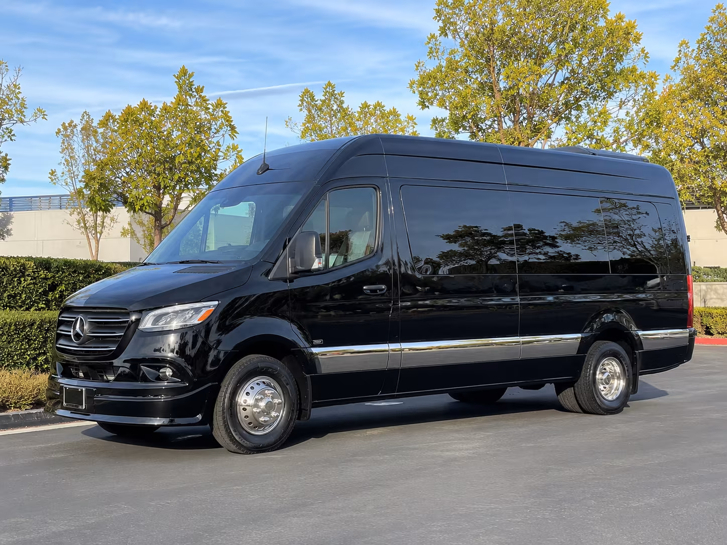 find and book transportation for your next corporate event 3