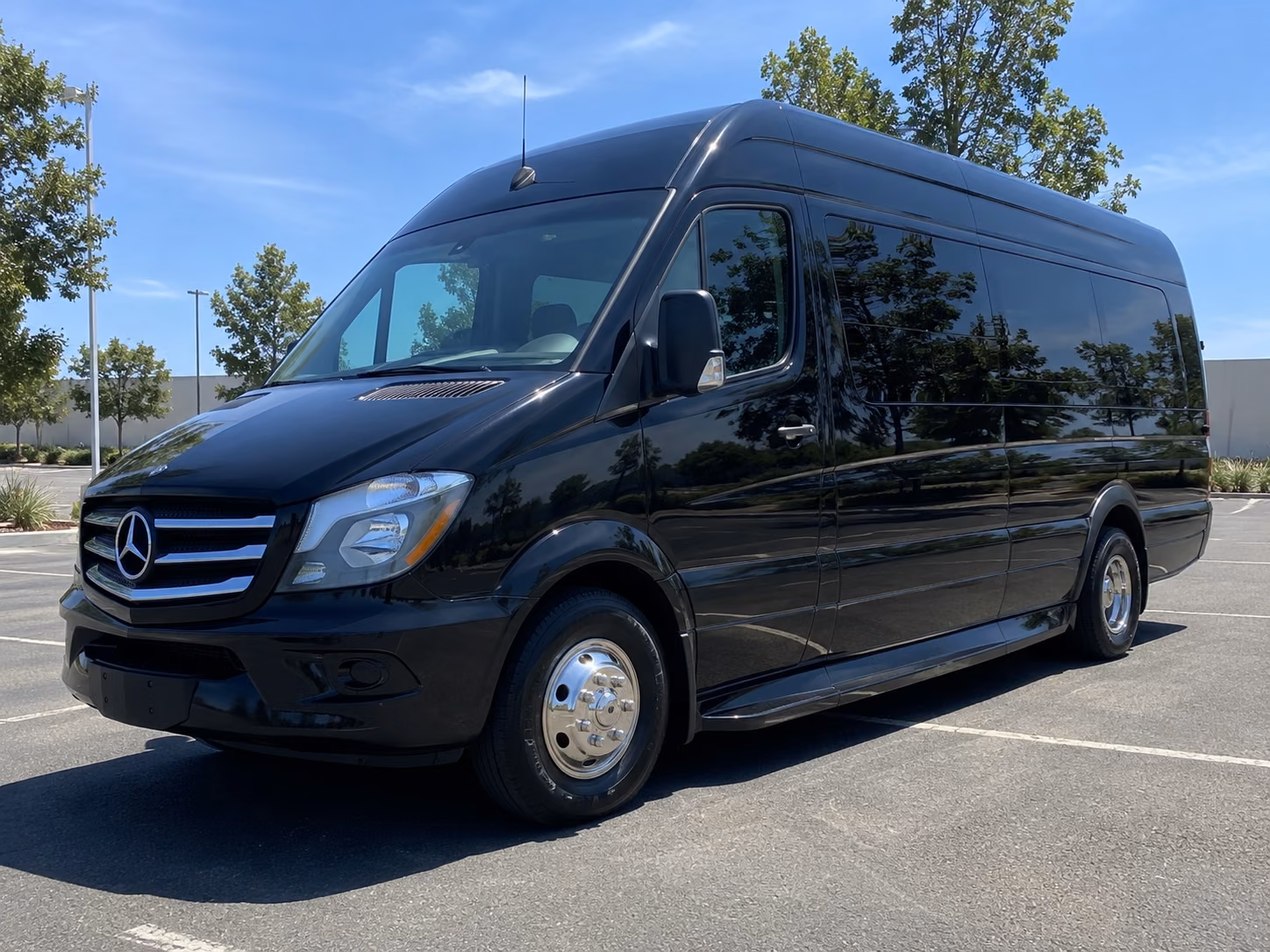 find and book transportation for your next wedding 4