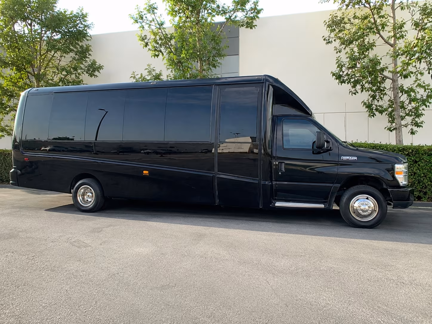 minibuses for scranton science and nature field trips
